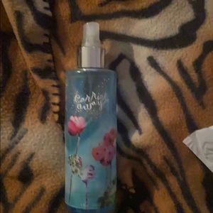 Shimmer mist